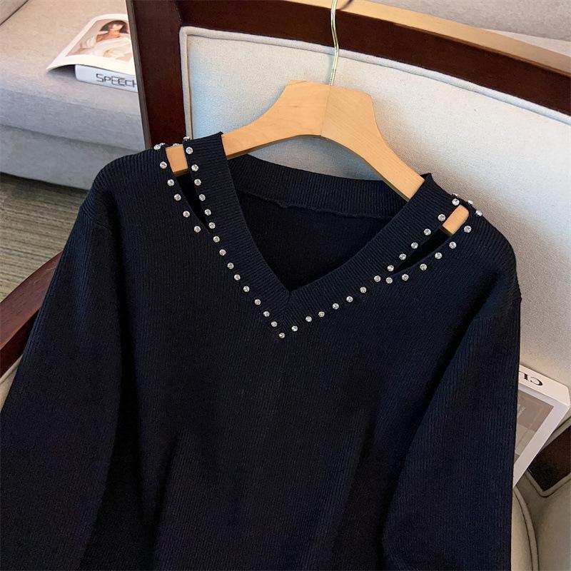 Plus Size V-Neck Loose Fit Long-Sleeve Knitted Sweater, Mid-Length, Slimming Design 200/300/350 Jin - Style 8097
