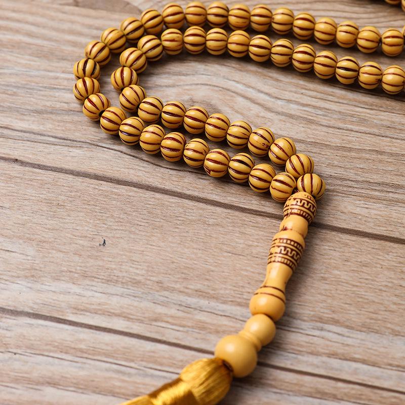 Ručně vyráběný saúdskoarabský náramek s 99 korálky pro muslimské modlitby