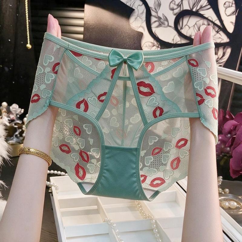 Plus-size Ladies Summer Sexy Lace Lip Print Cotton Crotch Mid High Waist Triangle Briefs