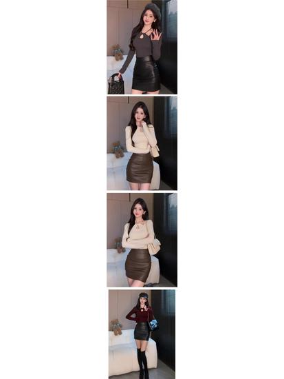 Women's Hollow Design Halter Neck Long Sleeve T-Shirt - Slim-Fit, Stylish, Sexy Spring/Autumn Base Layer.