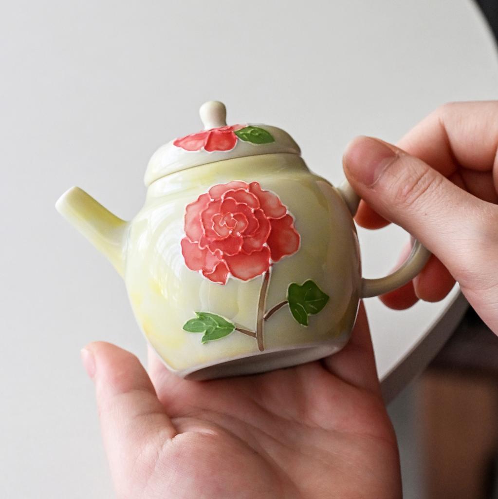 Guochao Hand-Painted Rose, A Pot Of Two Cups Set, Portable Cloth Bag, Outdoor Tea Drinking, High-Value Light Luxury Travel Tea Set
