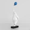 Figura Adorno Escultura Regalo Con Globo de Resina