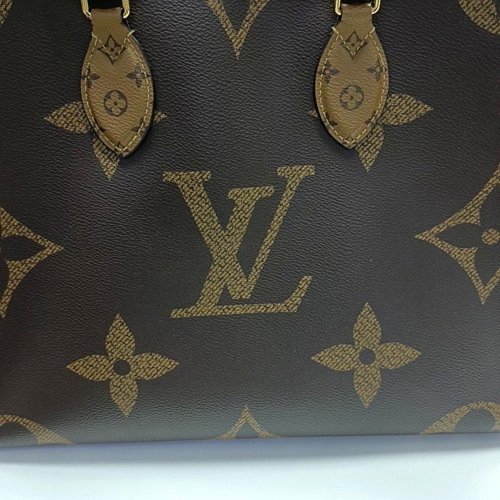 [Použité] Louis Vuitton Onthego MM 'Hnědá Giant Monogram/Hnědá Monogram Reverse Canvas' - Dobrý stav #1JJY6YW