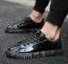 Mode Neue Männer Schuhe Fashiona Lackleder Sneakers Tops Gold Silber Hip Hop Stiefel Glänzend Beleuchtete Marke Designer Schuhe Flats Größe 46