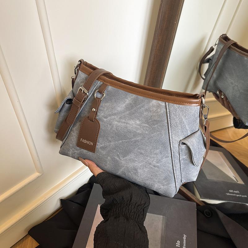 Autumn and winter new high-end commuter armpit bag fashionable versatile women's casual messenger single