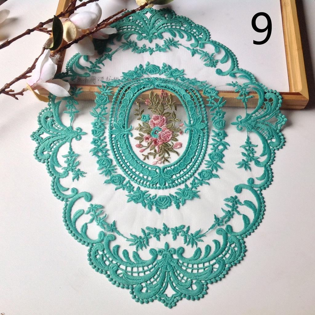 Classic Style Lace Placemat Embroidered Table Surface Cloth Dining Room Decorative Table Furniture Mats Party Wedding Antique Coffee Coasters