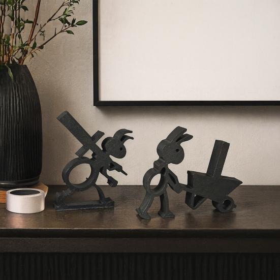 Fine Crafted Paper Towel Rack 3D Printed Ant Roll Holder, Decorative Figurine for Home Creative Tabletop Display Kitchen Decor Unique Living Room