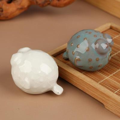 1pc Animal de compagnie à thé bouillonnant Poisson Dessin animé Tasse à thé en céramique Petit poisson Crache des bulles Mug à eau Cadeau amusant Décoration de la maison Accessoires pour le thé