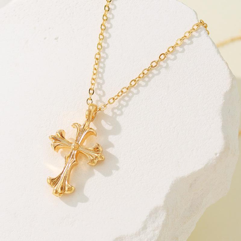 2024 European & American Elegant Metal Cross Pendant Necklace - Women's Trendy, Versatile Design
