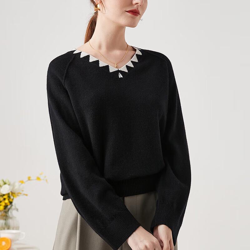 Zhao Jun Women's Loose-Fit Retro V-Neck Cashmere Sweater