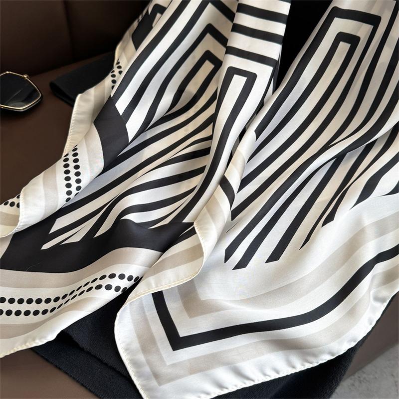 90cm Foulard Imprime En Soie De Mûrier Pour Femmes Retro, Mode Serge, Chale Decoratif, Protection solaire
