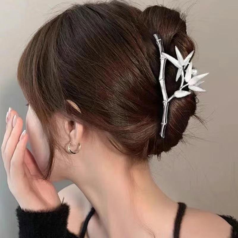High-End Metal Butterfly Hair Clip for Women - Large, Elegant 2024 Style Shark Clip