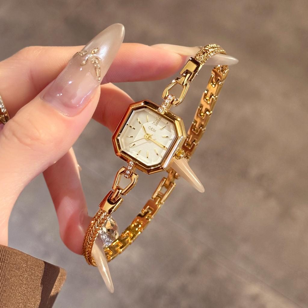 GEDI New Luxury Watches For Woman Red Dial Square Women'S Quartz Wrist Watch Elegant Gold Bracelet Fashionable Wristwatch