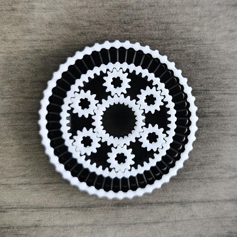 3D Printed Interstellar Gear Fidget Roller Wheel Spin Stress Relief Toy Rotating Gear Decompression Toy for Kids Adults Workers