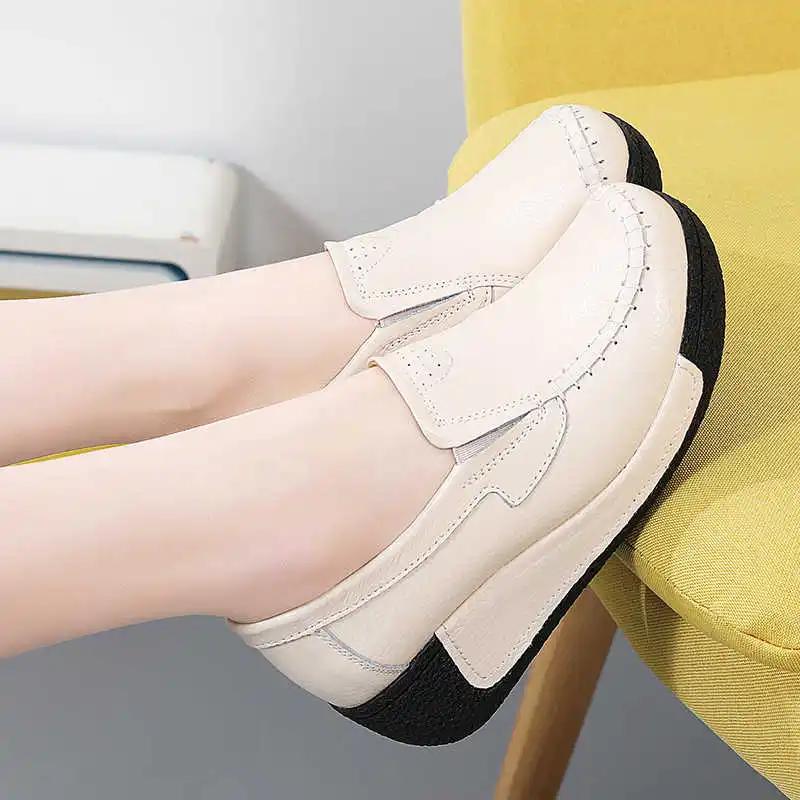 Fashion Slip-on Mocassim Women's Walking Shoes Vulcanize Khaki Sneakers Women's Large Size 44 Boot Sport Order Loafersy Top Quality