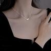 Kleines quadratisches Halsketten für Damen, Modisches und exquisites Anhänger, Nischen-Design, Gebürstete geometrische Block-Schlüsselbein-Kette