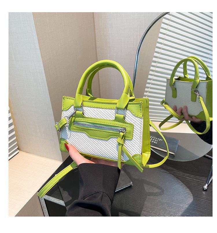 

Women s bag 2025 new summer fashion handbag bag trendy simple small satchel contrasting color shoulder zipper small square bag зелёный