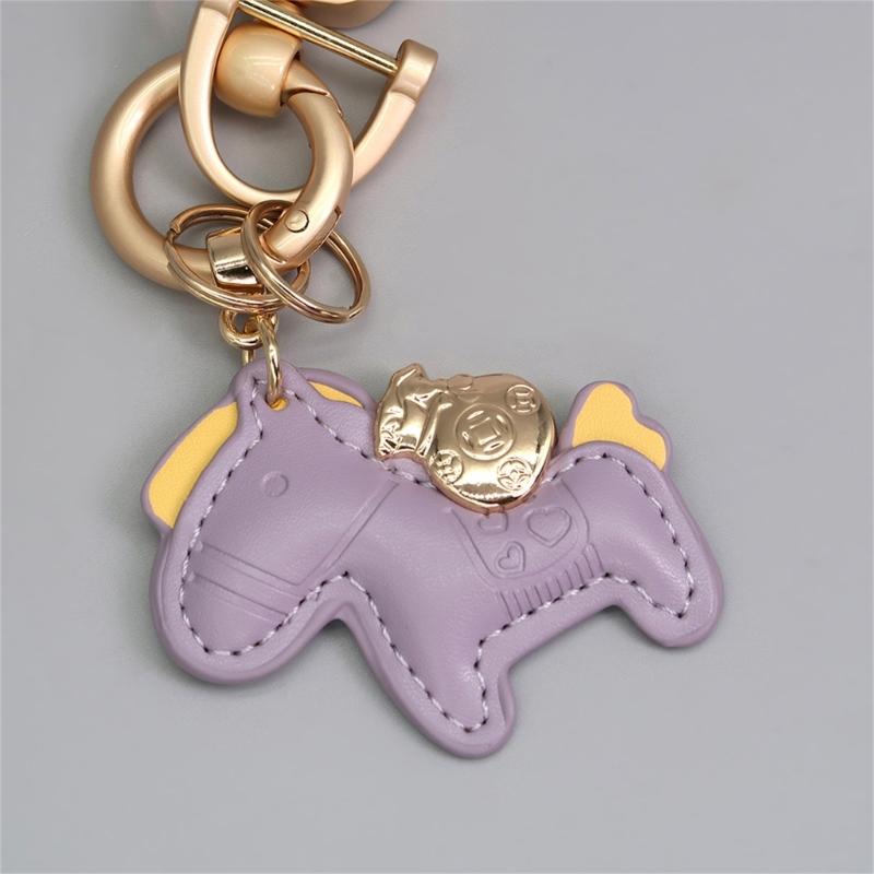 Fashionable Textured Key Pendant Horse Shape Multifuntional Accessory Everyday Use Key Jewelry Suitable for Keys Bags