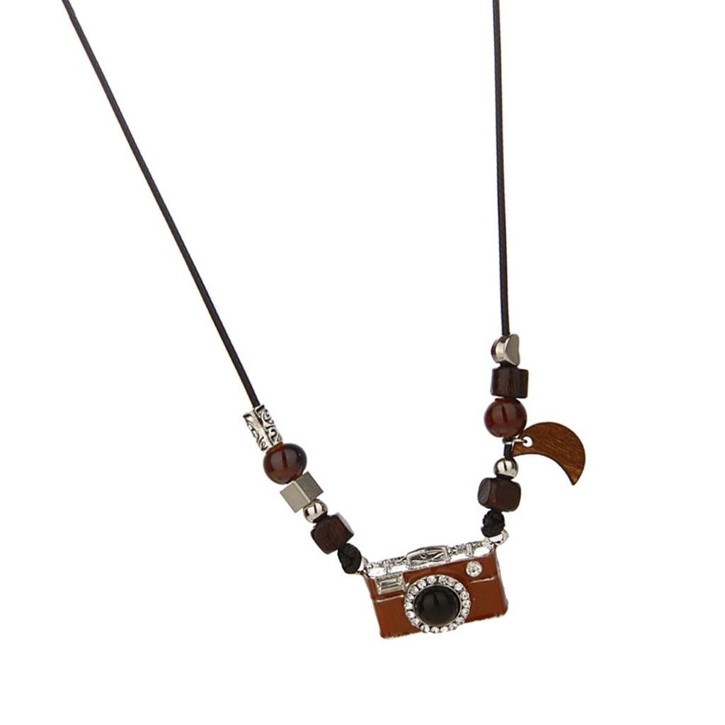 Vintage Brown Camera Necklace Adjustable Length Clavicle Chain Party Wear Neckchain Jewelry for Fashionable Women