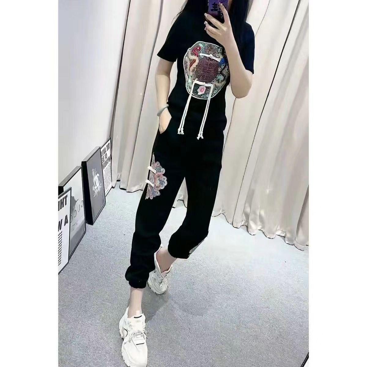 

2025 Summer Women s Chinese Style Embroidered Top & Jogger Pants Set - Plus Size, Short Sleeve, Slim Fit. 3XL (150-160 catty) білий