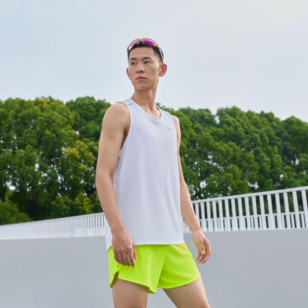 Nike MILER Running Tank Tops Men s White S