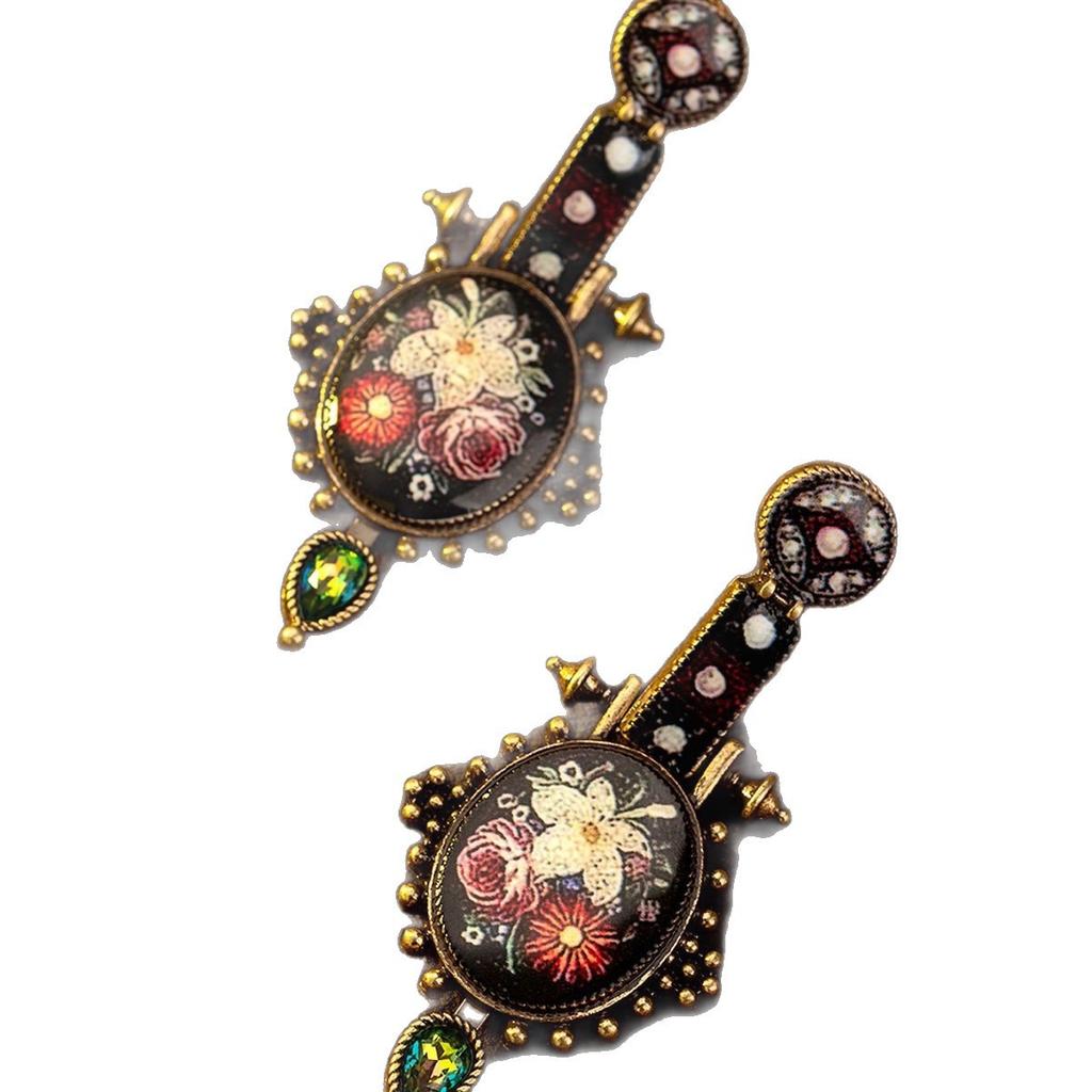 Orecchini a Bottone Floreali Vintage con Design Vintage