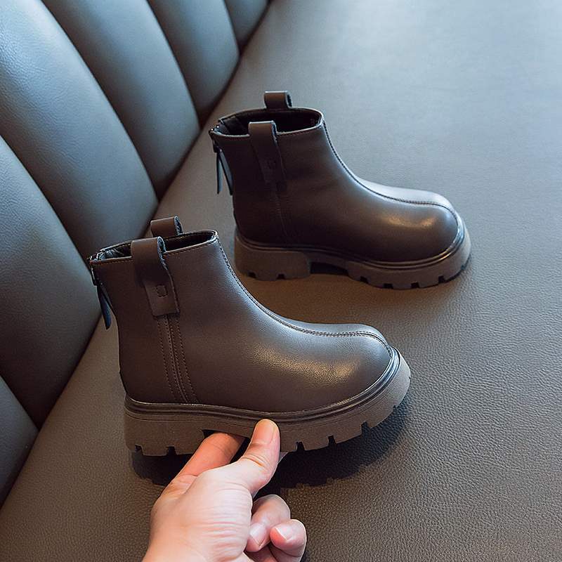 

Девочки кожаные ботинки 2025 весна одинарные ботинки маленькие девочки короткие ботинки детские ботинки Мартин мягкая подошва осень и зима бархатные хлопковые ботинки британские 10 yards inner length 3cm