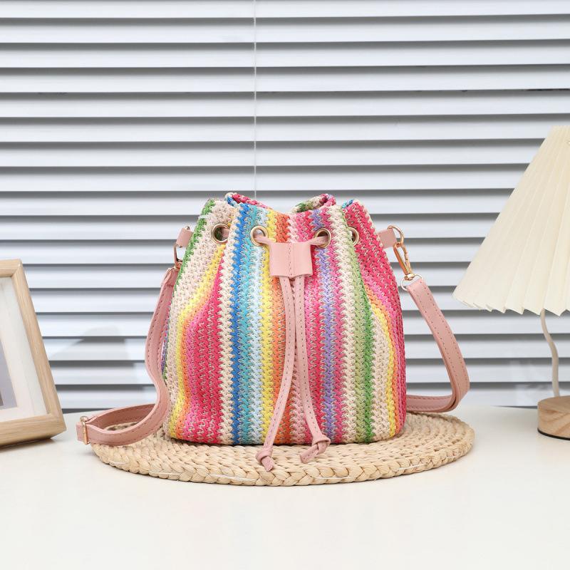 Straw woven bag women s new niche design summer messenger bag seaside vacation beach bag bucket bag разноцветный