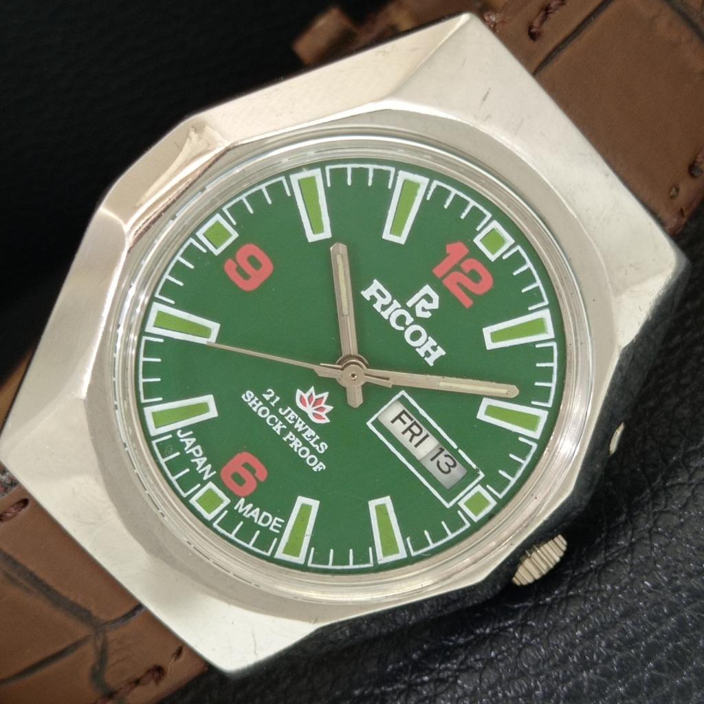 

RICOH R31 AUTOMATIC VINTAGE JAPAN MENS GREEN COLOR DIAL WATCH a707713-1