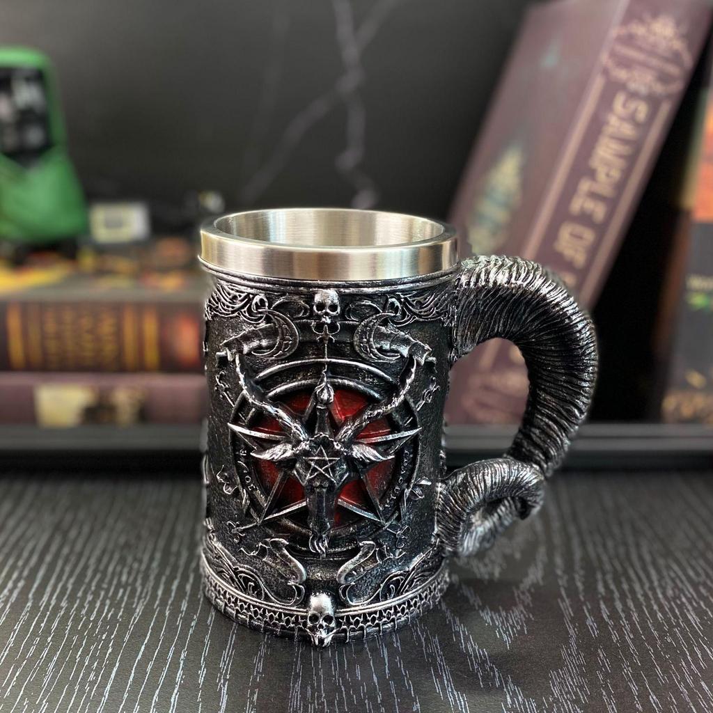 Game of Thrones 3D Carved Stainless Steel Beer Mug and High-Stemmed Glass