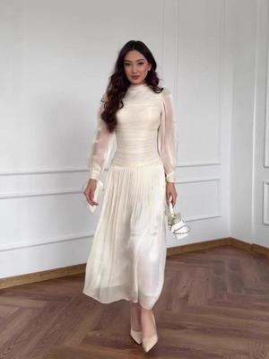 2025 Winter Elegant Light Luxury Long Sleeve Waist-Cinching Dress for Women