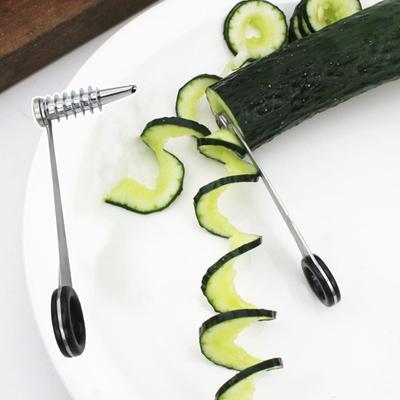 Spiralschneider Multifunktionaler Gemüsespiralschneider für Kartoffel Karotte Gurke Zucchini Rettich 360 Grad Drehung Küchenhelfer