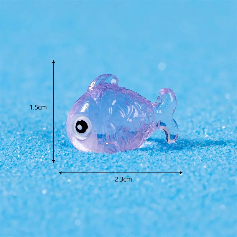 10Pcs Mini Luminous Fish Decorations Resin Crafts Moss Garden Fairy Dollhouse Ornaments Fish Tank Micro Landscape Desktop Decor
