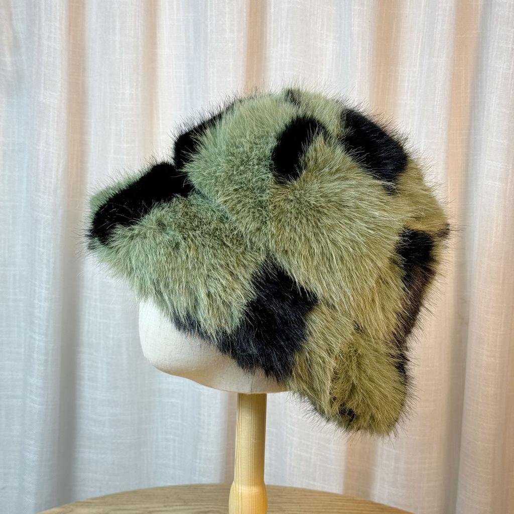 Neuer Nerzimitat Plüschhut Kuhmuster Glockenhut Winter Gesicht Klein Fischerhut Damen Warm Ohrenschutz Pelzmütze