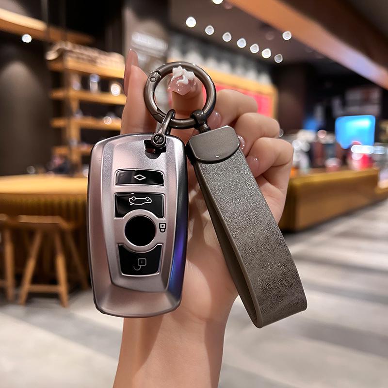 BMW Key Case for X3, X5, X1, New 3 Series, I3, 5 Series, 325li, 530, Ix3 with Gradient Shell Buckle.