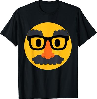 Rolig förklädd emoji-ansikte T-shirt