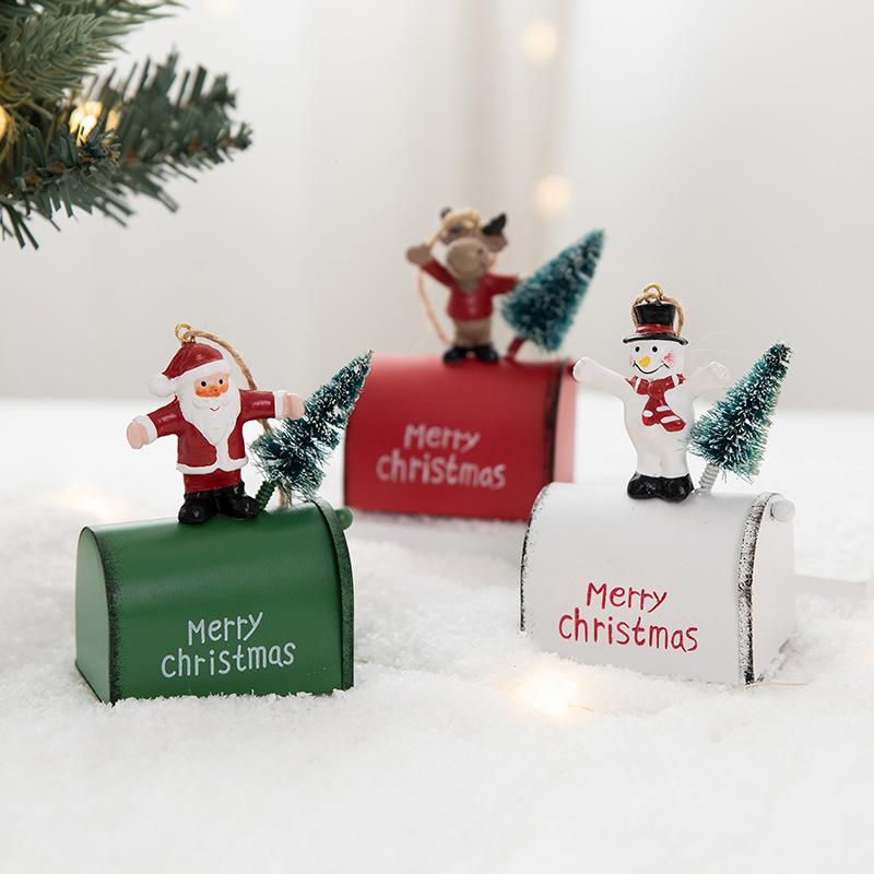 Christmas Wrought Iron Decoration Cottage Mailbox Hanging Decoration Window Display Pendant Home Decoration