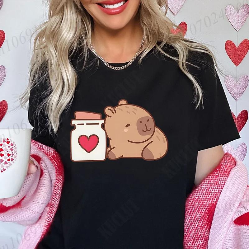 Love Heart Capybara Female Clothing Casual Tshirt Women Summer Harajuku Shirts Cute Graphic Tops Fashion Valentines Day Tees