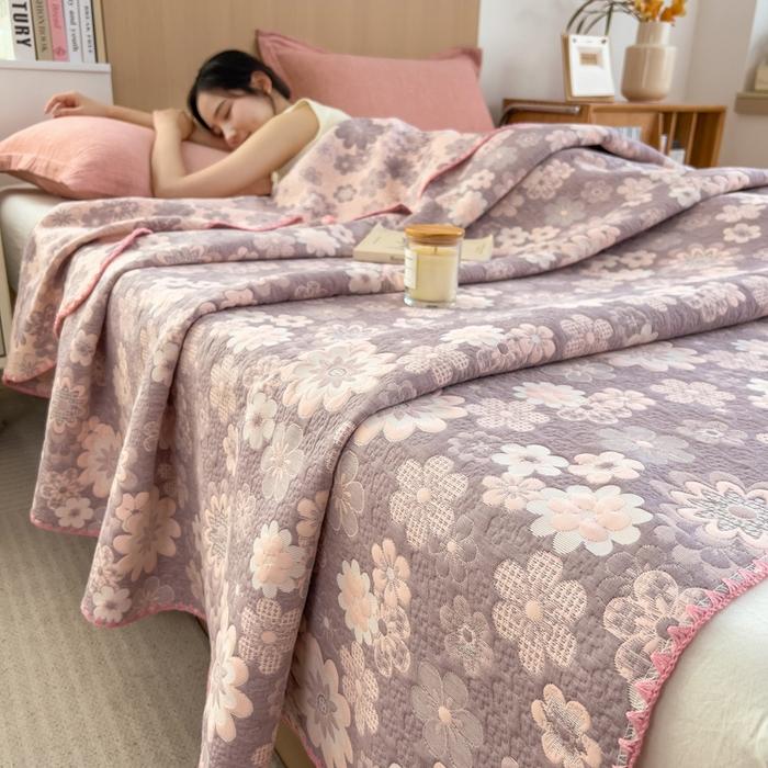 Cotton jacquard three-layer yarn wool towel quilt pure cotton lunch break blanket sofa cover blanket shawl blanket