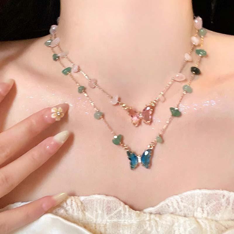 Guofeng Delight: Subculture Gradient Crystal Butterfly Clavicle Chain.