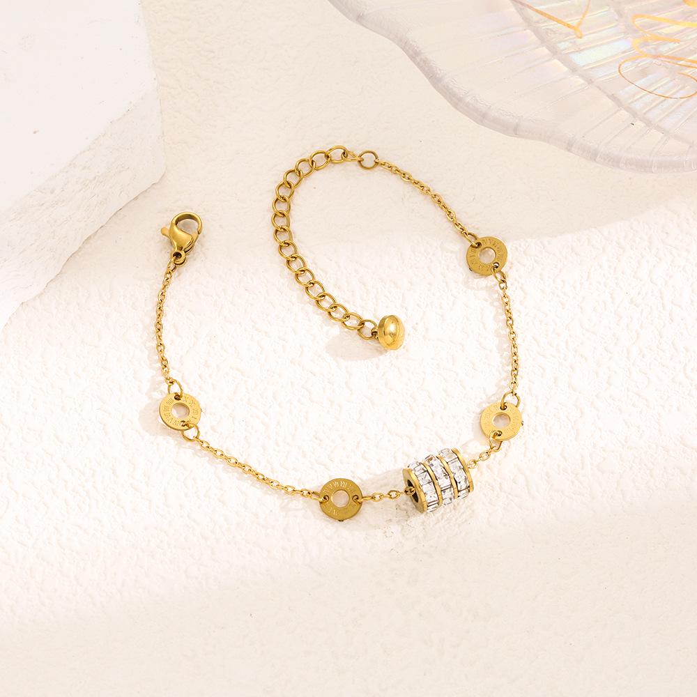 Colorfast Korean-Japanese Titanium Steel Women's Bracelet - Versatile, Fashionable Hand Jewelry.