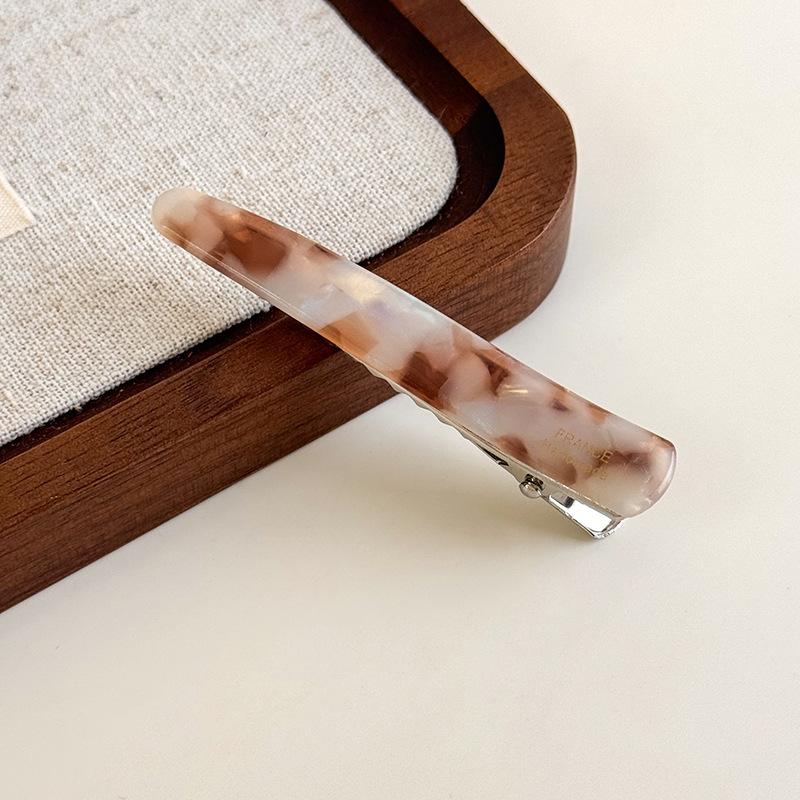 Eine Nische Retro High-End Acetat Wassertropfen Haarspange Pony Seitenclip Einreihige Entenschnabelspange High-End Leichter Luxus Haarclip für Frauen