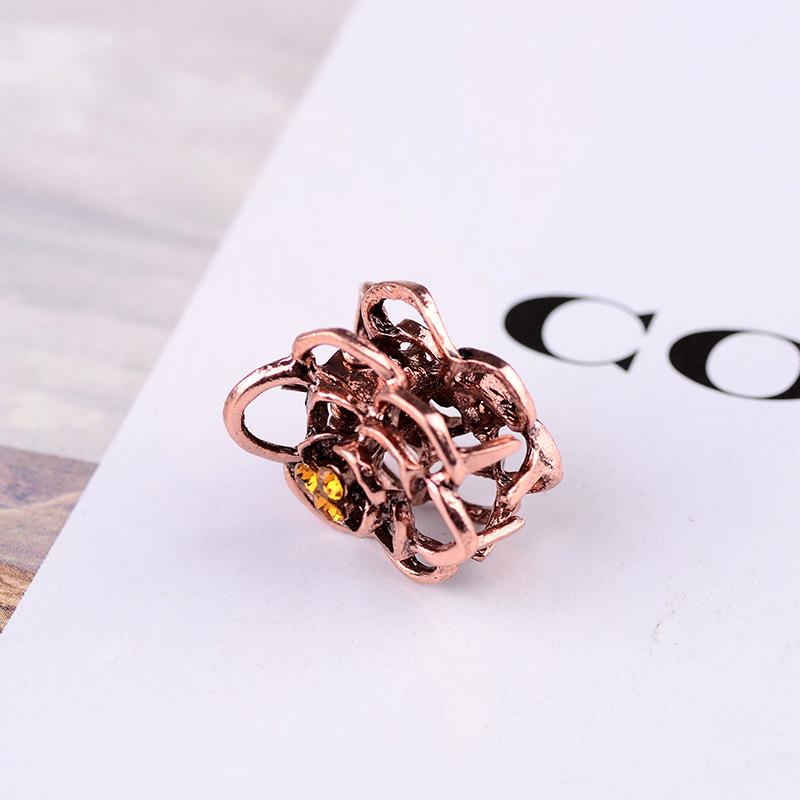 Korean hair accessories for women, diamond-encrusted retro hairpins, bangs clips, cherry twist