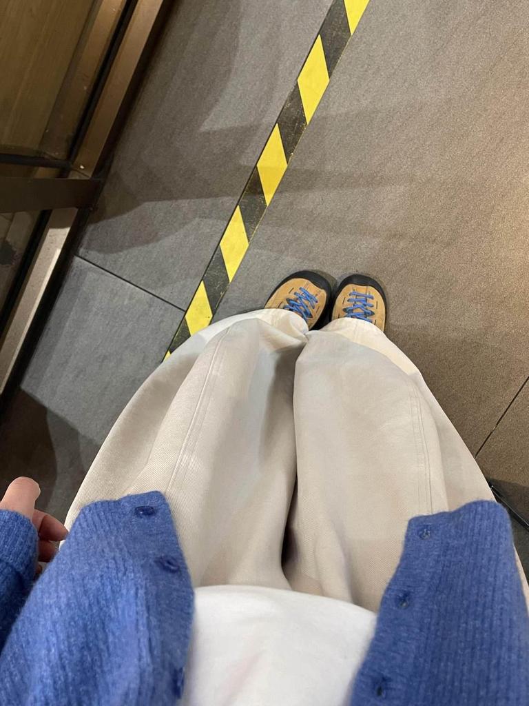 Off-White Korean Loose Wide-Leg Pants for Petite & Plus Size Women