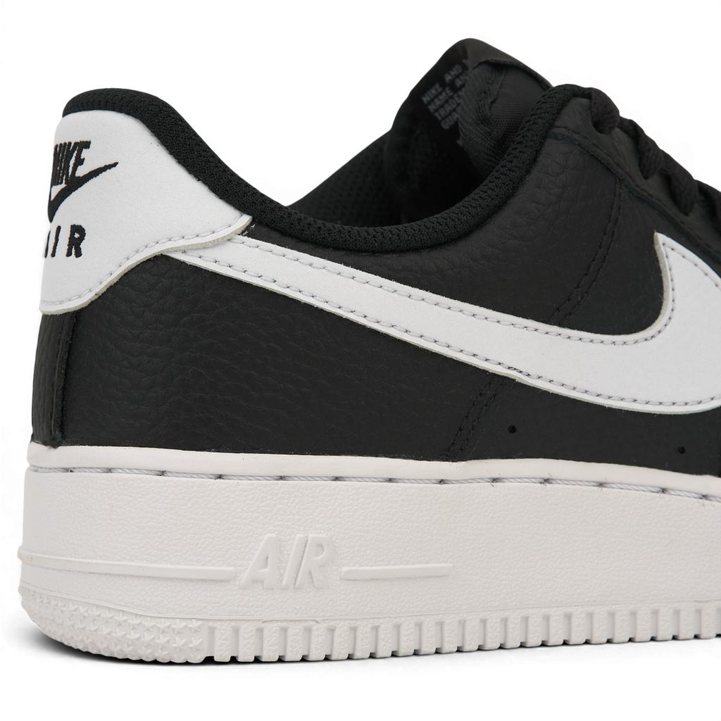 Nike Air Force 1 07 Siyah Beyaz Eskitilmiş Erkek Spor Ayakkabı CT2302-002