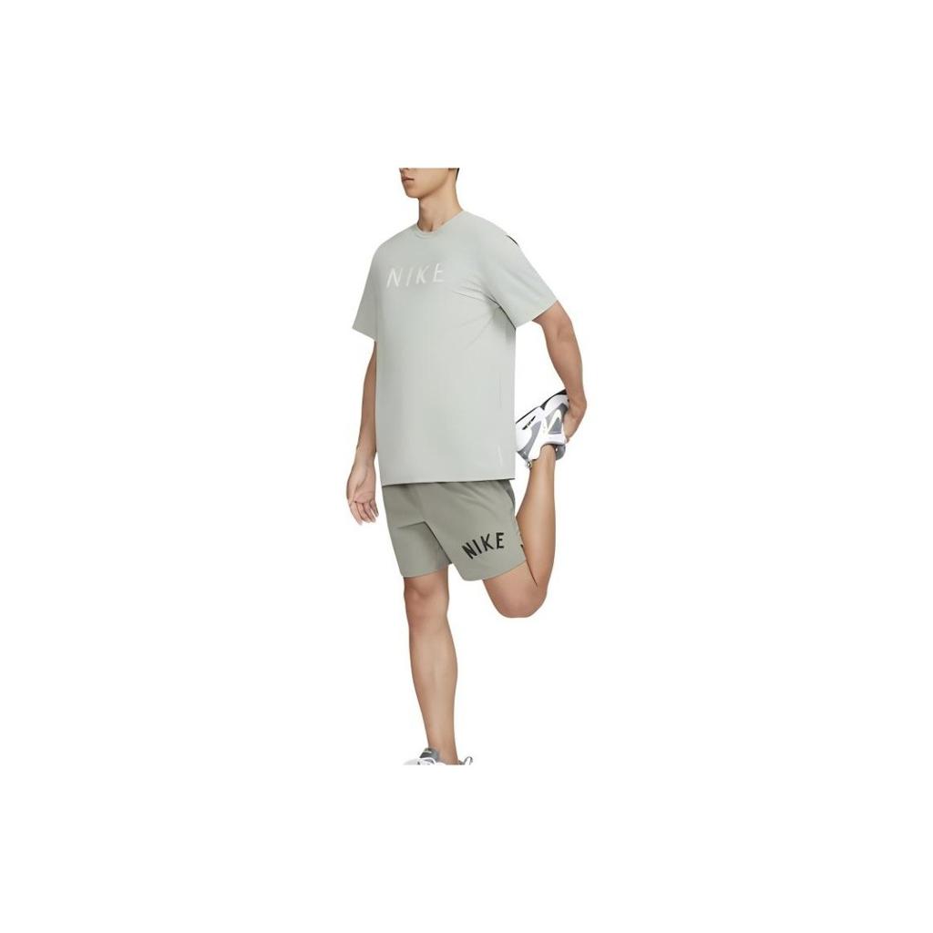 Nike Men's Outdoor Casual Soft Crew Neck Short Sleeve T-Shirt In Green