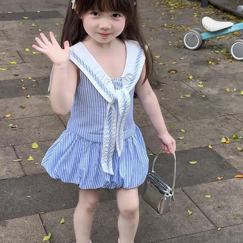 Kinder Sommer 2026 Kariertes Matrosenkragenkleid - Ärmellos Blau & Weiß Blasen Saum Prinzessinnen Stil