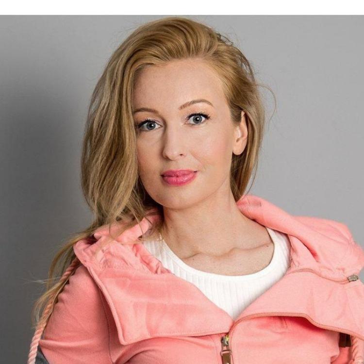 2021 Women Fashion Hooded Zipper Sweatshirt Jacket Coat Pink Blue Winter Autumn Spring Female Hoodies Sweat Polerones