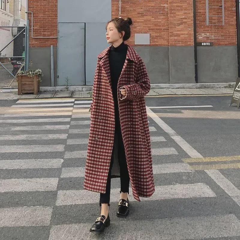Women's 2024 Plaid Woolen Coat: Korean Style, Mid-Length, Slim Waist with Pockets, Thick for Winter