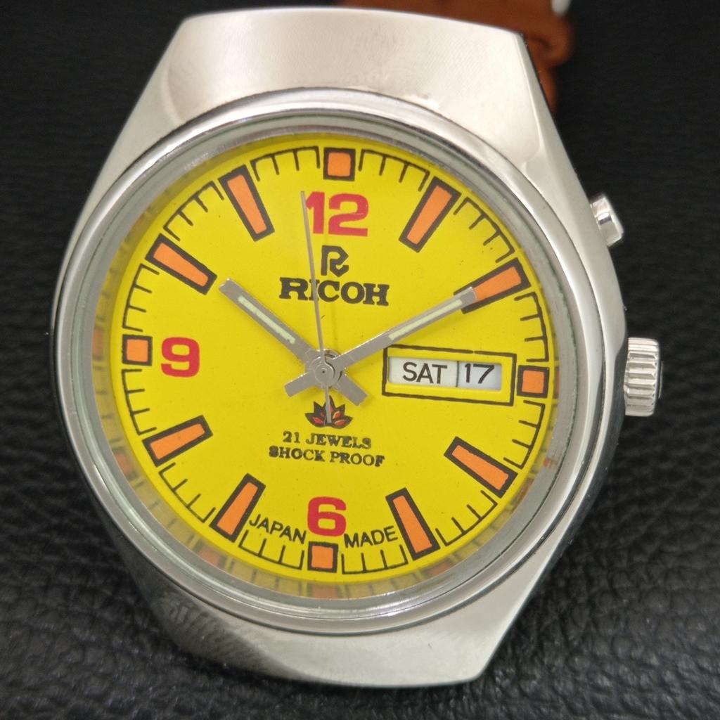 VINTAGE RICOH R31 AUTOMATIC JAPAN MENS YELLOW COLOR DIAL WATCH a707949-1